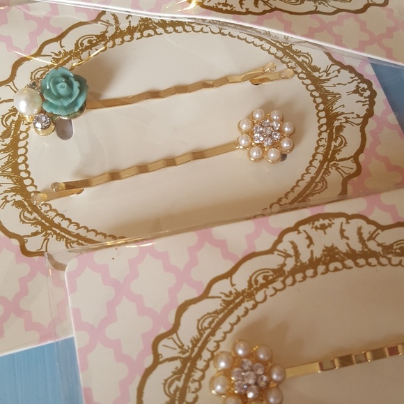 Pretty Set of 6 Hairpins - Picture 4 of 4